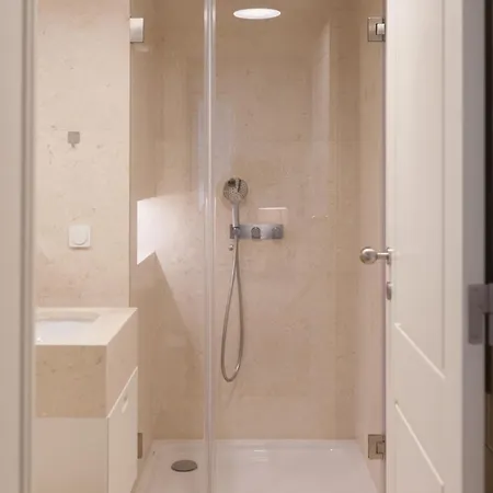 Flh Downtown Stylish Daire